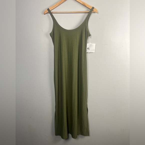 NWT Beyond Yoga Featherweight Resort Midi Tank Dress moss green size XS - Picture 1 of 7